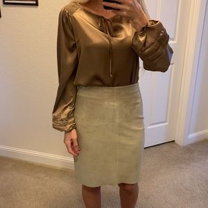 NWOT Gold tan size S blouse long sleeves